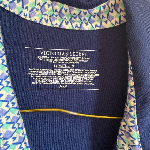 Victoria’s Secret nightgown - Picture 2 of 3